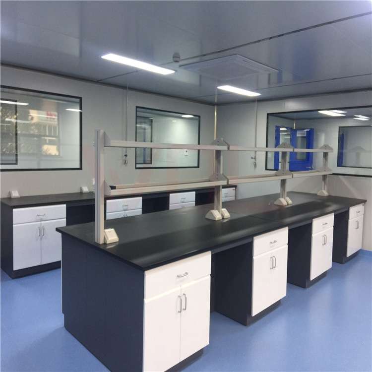 祝贺上海某医疗器械科技发展有限公司实验室系统工程顺利完工！